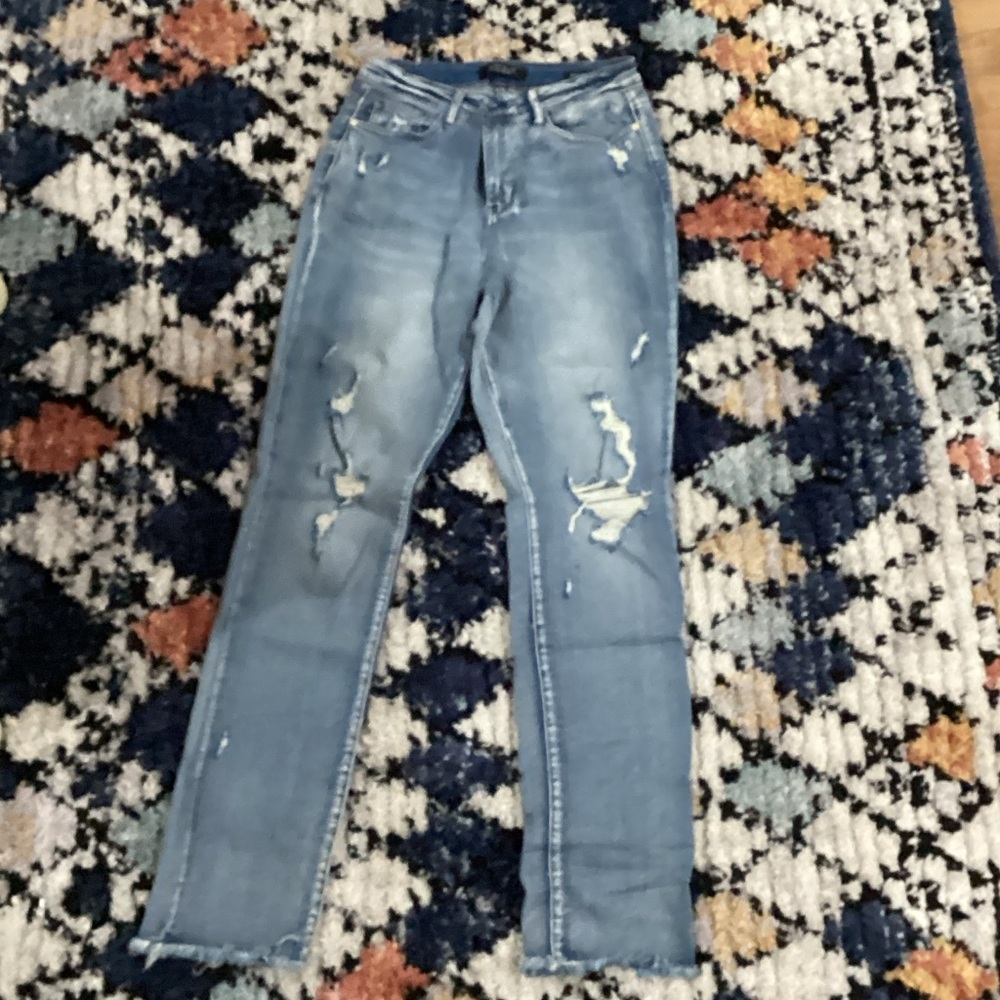 Judy Blue Faded Blue Skinny Jeans - Picture 5 of 9